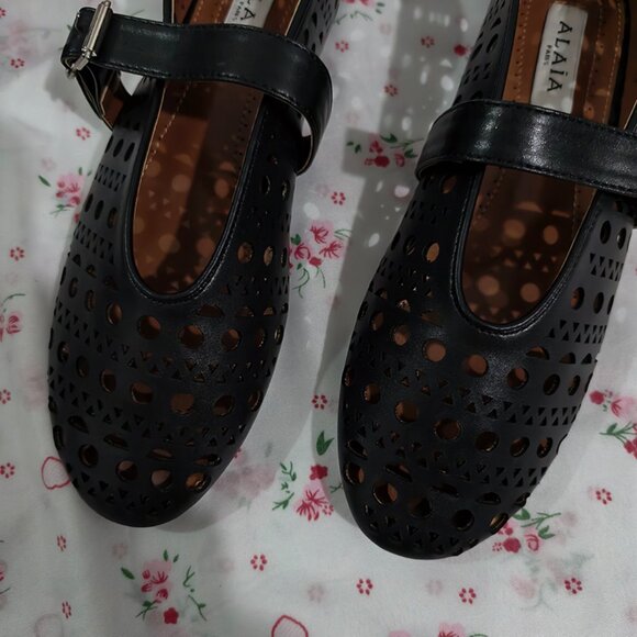 Alaia Black Ballet Flats - Picture 5 of 7